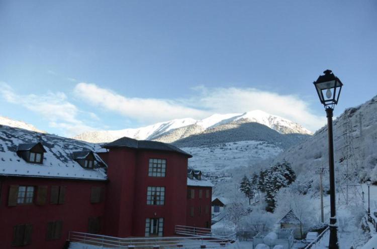 Hotel Hipic Vielha Exteriör bild